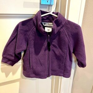 Plum/purple full zip Columbia fleece. Like new condition. Size 12 months